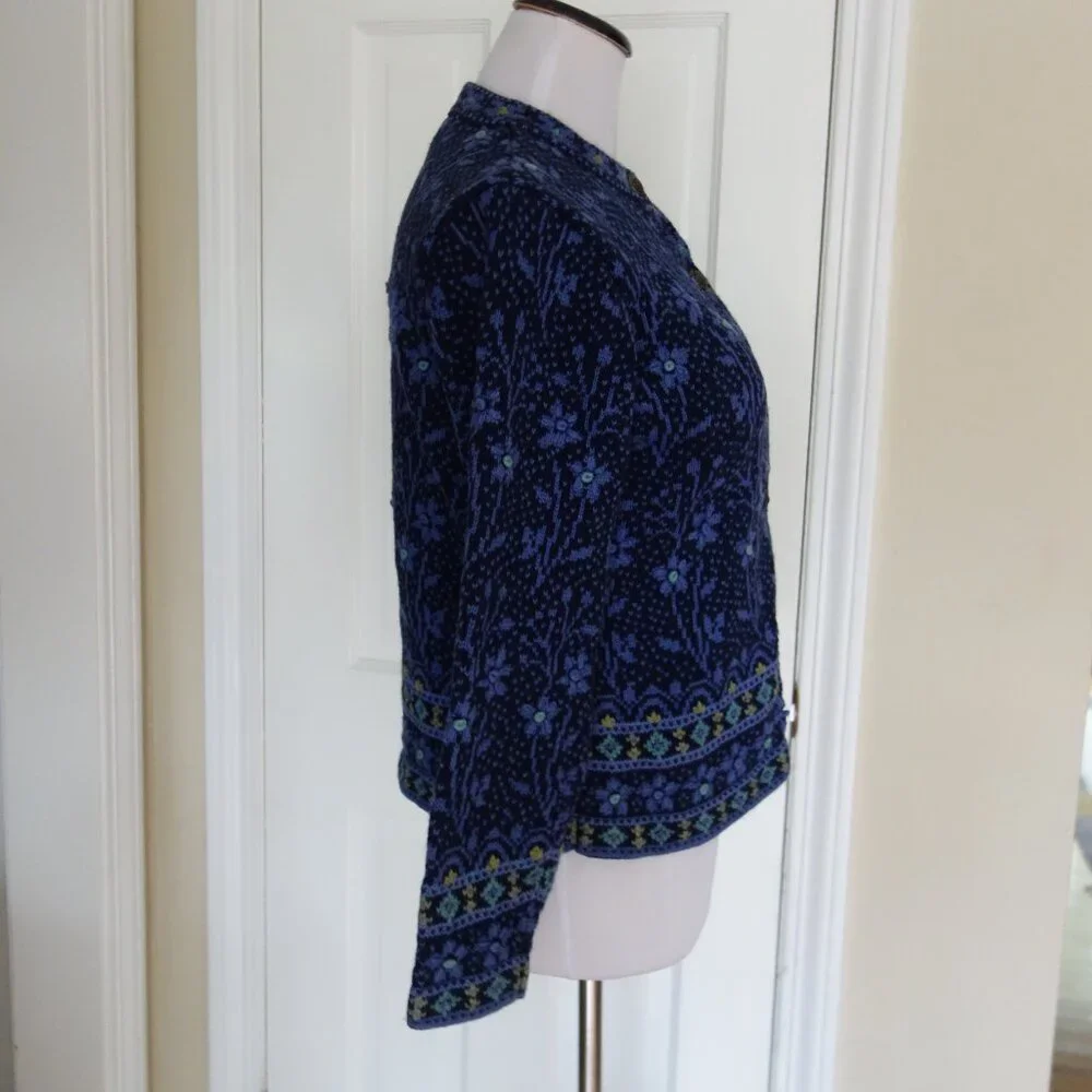 NOMADIC TRADERS Knitted Floral Embroidered Purple Sweater – Wmns Large - Picture 8 of 9